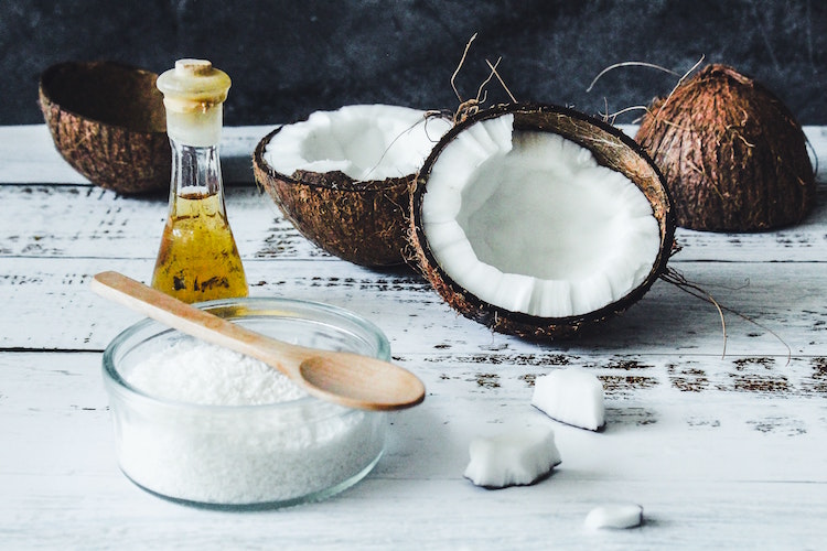 Is it Safe to give Coconut and Coconut-Based Products to Pets